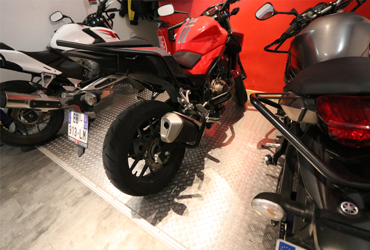 Motos (Honda 500 CBF)